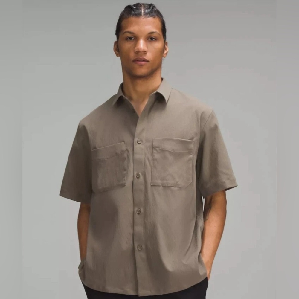 Lululemon Nomad Shirt, Size L